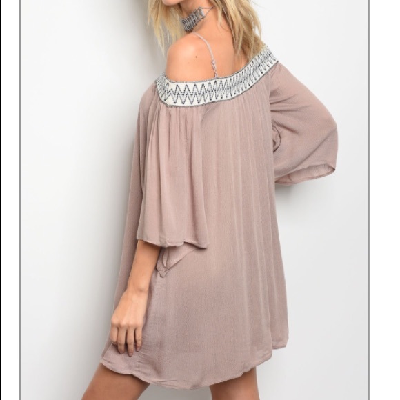 Last 2! Taupe mini dress - Picture 3 of 4